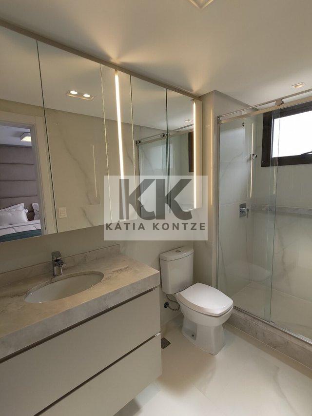 Apartamento Arsiè 125.33m² 3D Faria Santos Porto Alegre - Banheiro