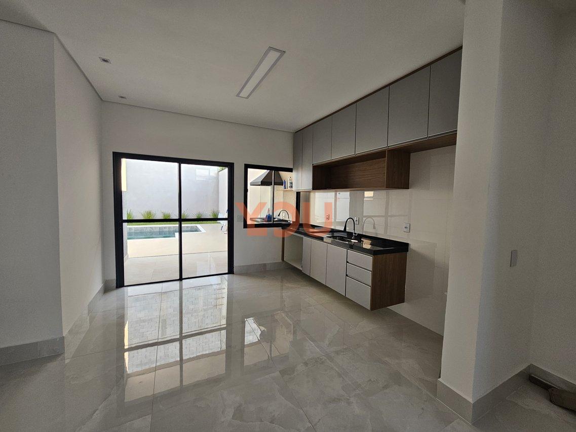 Casa Nova com 3 Dormitórios e 1 Suíte no Portal dos Ipês - Cajamar - 