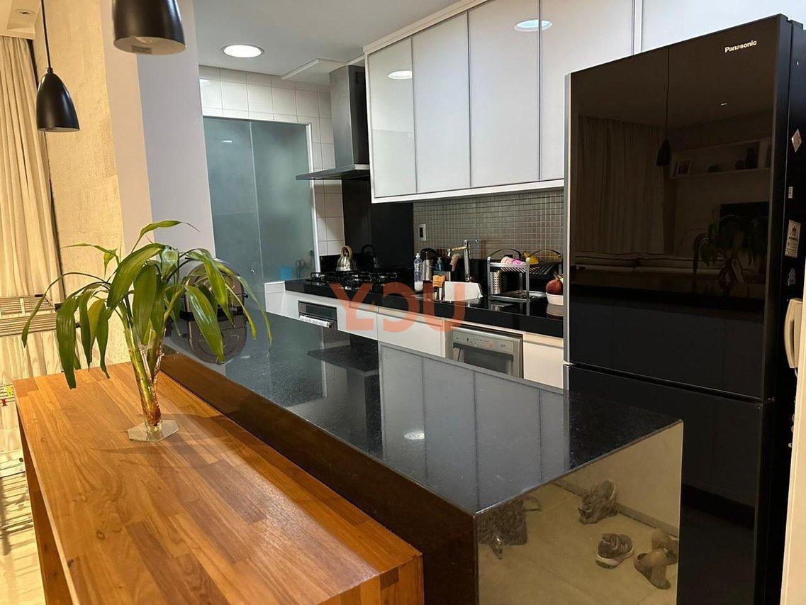 Apartamento com 02 suítes em Alphaville - Santana de Parnaíba - 