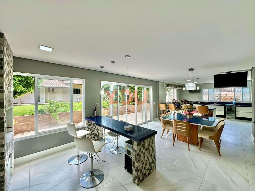 Casa Contemporânea com 3 suítes - Cond. Nova Higienópolis - Jandira - 