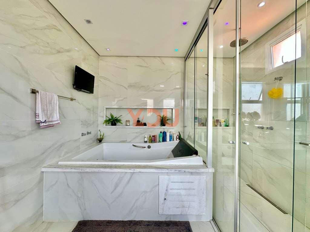 Casa Contemporânea com 3 suítes - Cond. Nova Higienópolis - Jandira - 