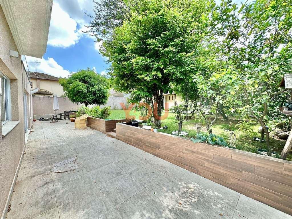 Casa Contemporânea com 3 suítes - Cond. Nova Higienópolis - Jandira - 