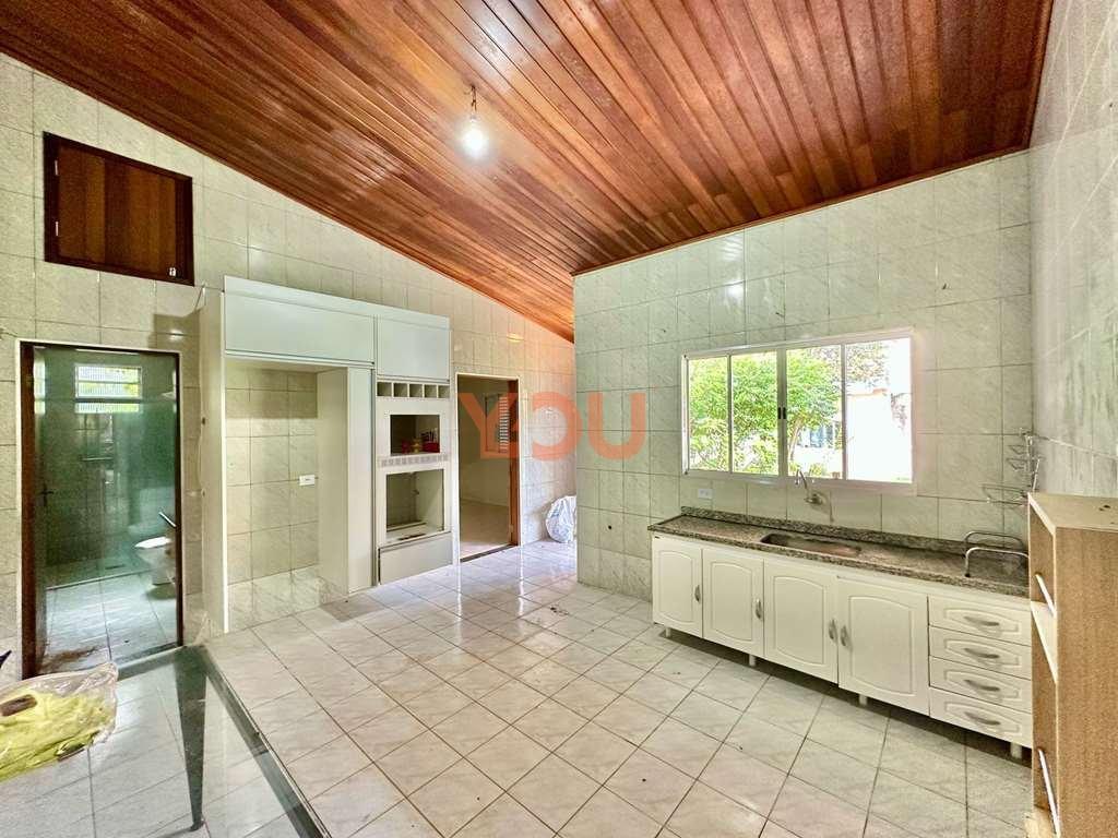 Casa Contemporânea com 3 suítes - Cond. Nova Higienópolis - Jandira - 