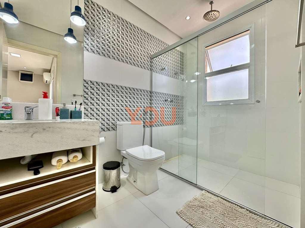 Casa Contemporânea com 3 suítes - Cond. Nova Higienópolis - Jandira - 