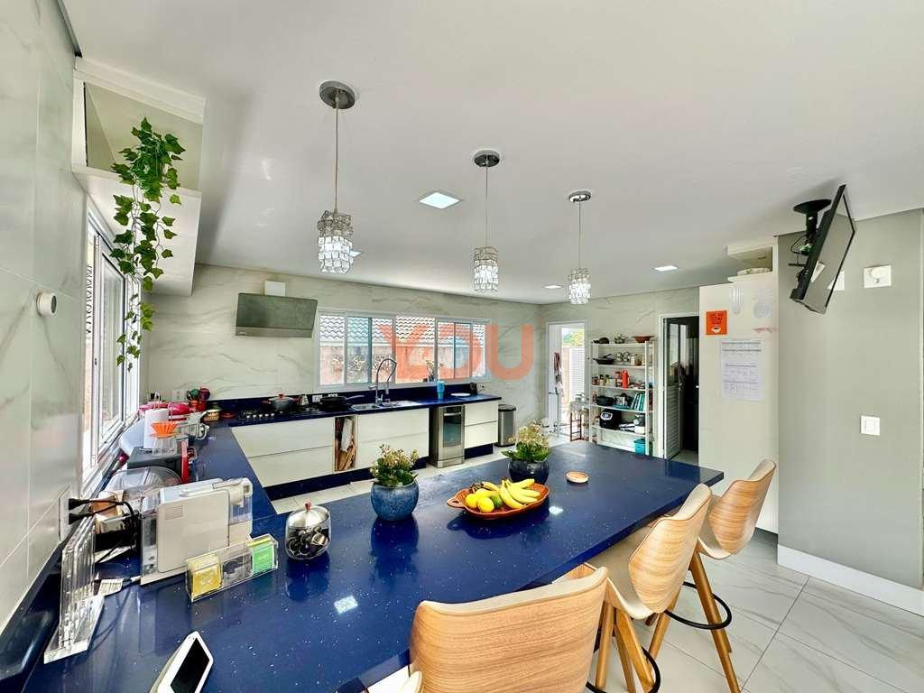 Casa Contemporânea com 3 suítes - Cond. Nova Higienópolis - Jandira - 