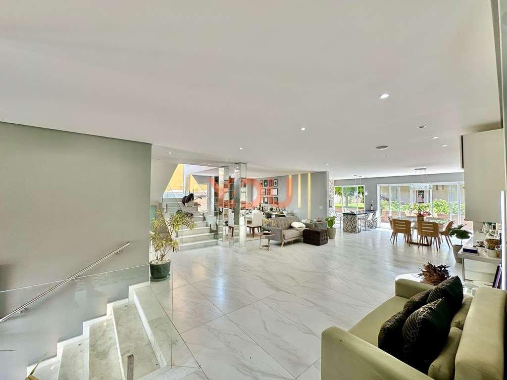 Casa Contemporânea com 3 suítes - Cond. Nova Higienópolis - Jandira - 