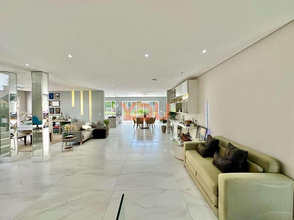 Casa Contemporânea com 3 suítes - Cond. Nova Higienópolis - Jandira - 