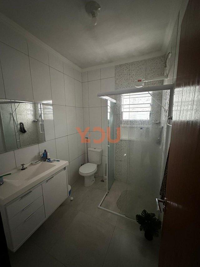 Casa com 3 Residências no Terreno - Cajamar - Cajamar - 