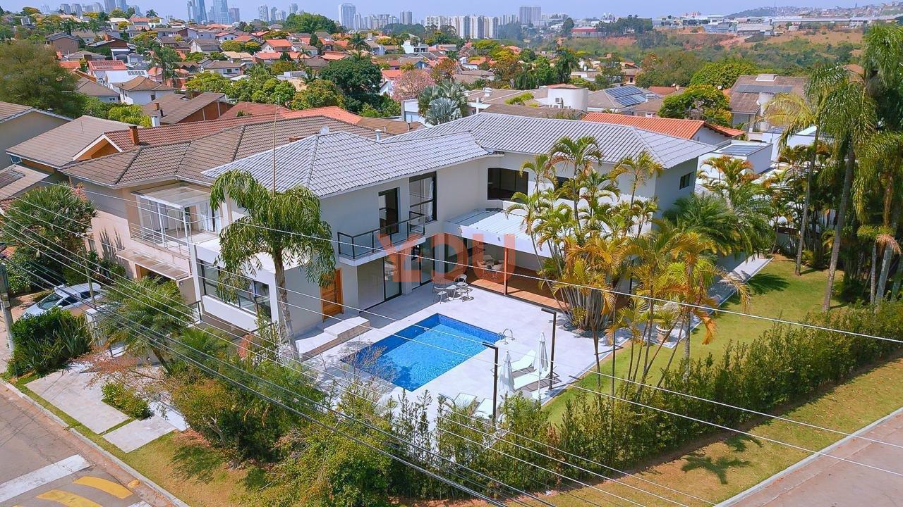 Casa com 4 Suítes sendo 1 Master -  Condomínio Residencial 6  Santana de Parnaíba - 