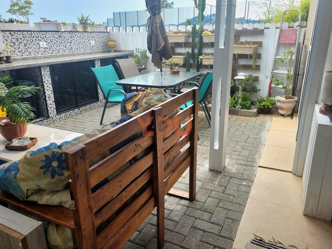 Casa de 3 dormitórios sendo 1 suíte - Santana de Parnaíba  Santana de Parnaíba - 