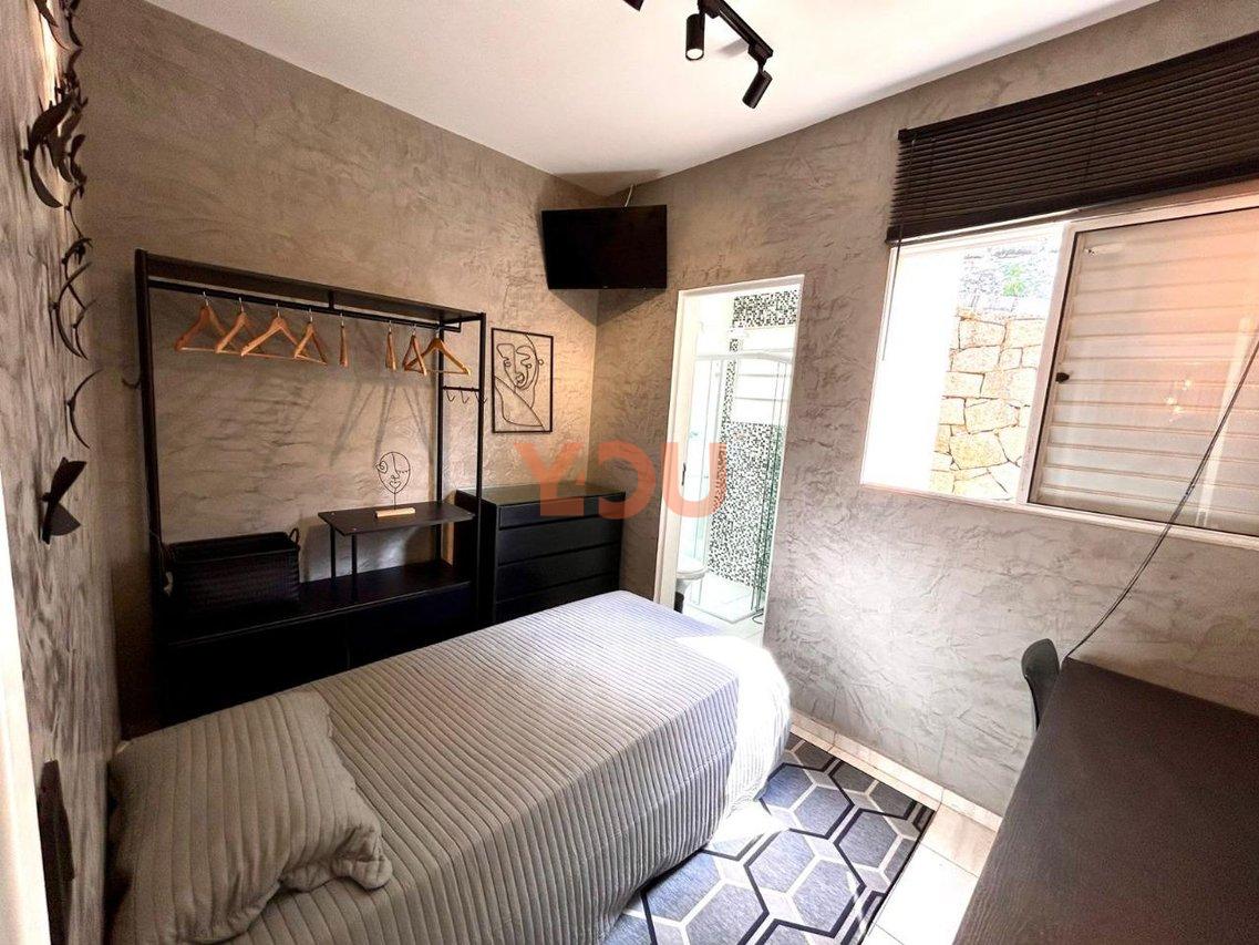 Casa em Condomínio – 2 Suítes + Quintal – Segurança 24h  Santana de Parnaíba - 