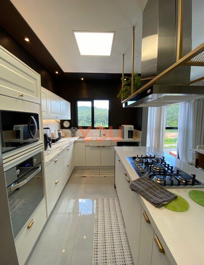 Casa de 4 dormitórios com suítes - Pronto para morar no Portal dos Ipês III  Cajamar - 