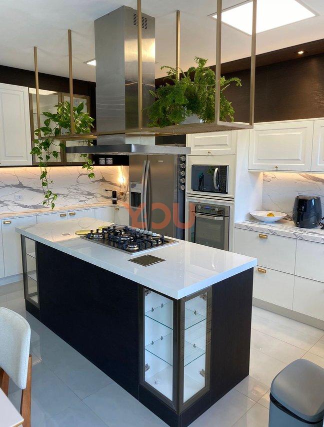 Casa de 4 dormitórios com suítes - Pronto para morar no Portal dos Ipês III  Cajamar - 