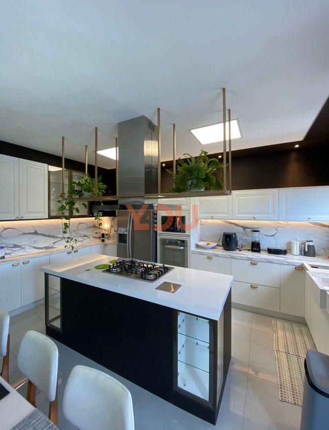 Casa de 4 dormitórios com suítes - Pronto para morar no Portal dos Ipês III  Cajamar - 