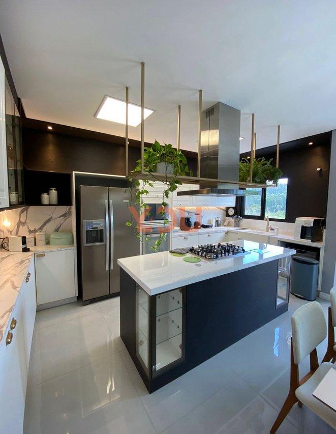 Casa de 4 dormitórios com suítes - Pronto para morar no Portal dos Ipês III  Cajamar - 