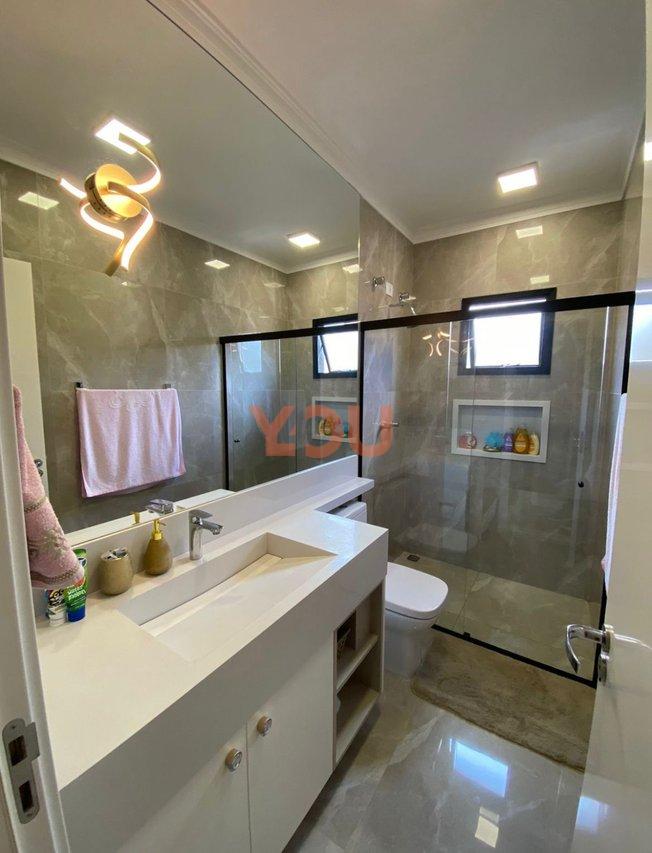 Casa de 4 dormitórios com suítes - Pronto para morar no Portal dos Ipês III  Cajamar - 