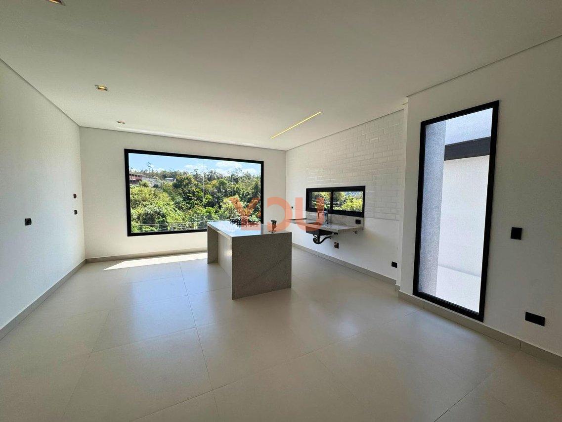 Conforto e praticidade: Casa Pronta de 3 dormitórios com suítes - Lumina Residence  Santana de Parnaíba - 