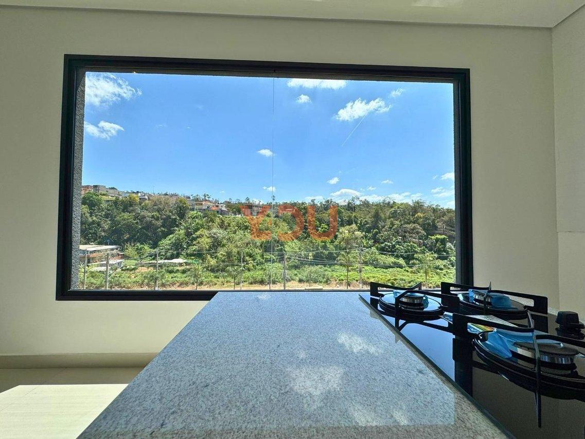 Conforto e praticidade: Casa Pronta de 3 dormitórios com suítes - Lumina Residence  Santana de Parnaíba - 