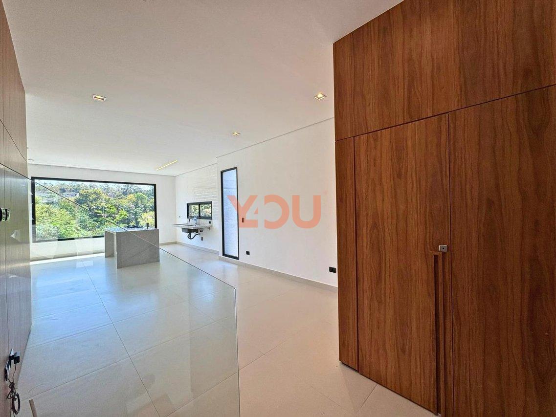 Conforto e praticidade: Casa Pronta de 3 dormitórios com suítes - Lumina Residence  Santana de Parnaíba - 