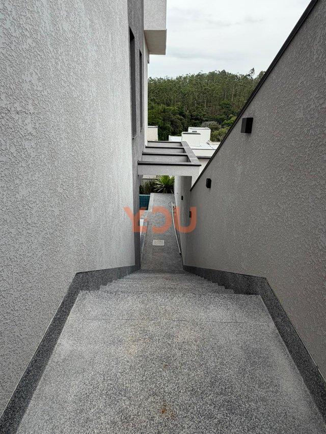 Casa moderna com 3 su&iacute;tes, conforto e privacidade - Cajamar  Cajamar - 