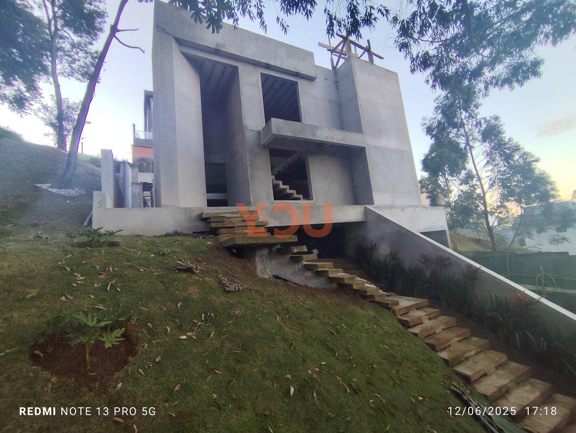 Casa a venda em Santana de Parnaíba no Condomínio Reserva Santa Anna Rua Karaib Santana de Parnaíba - 