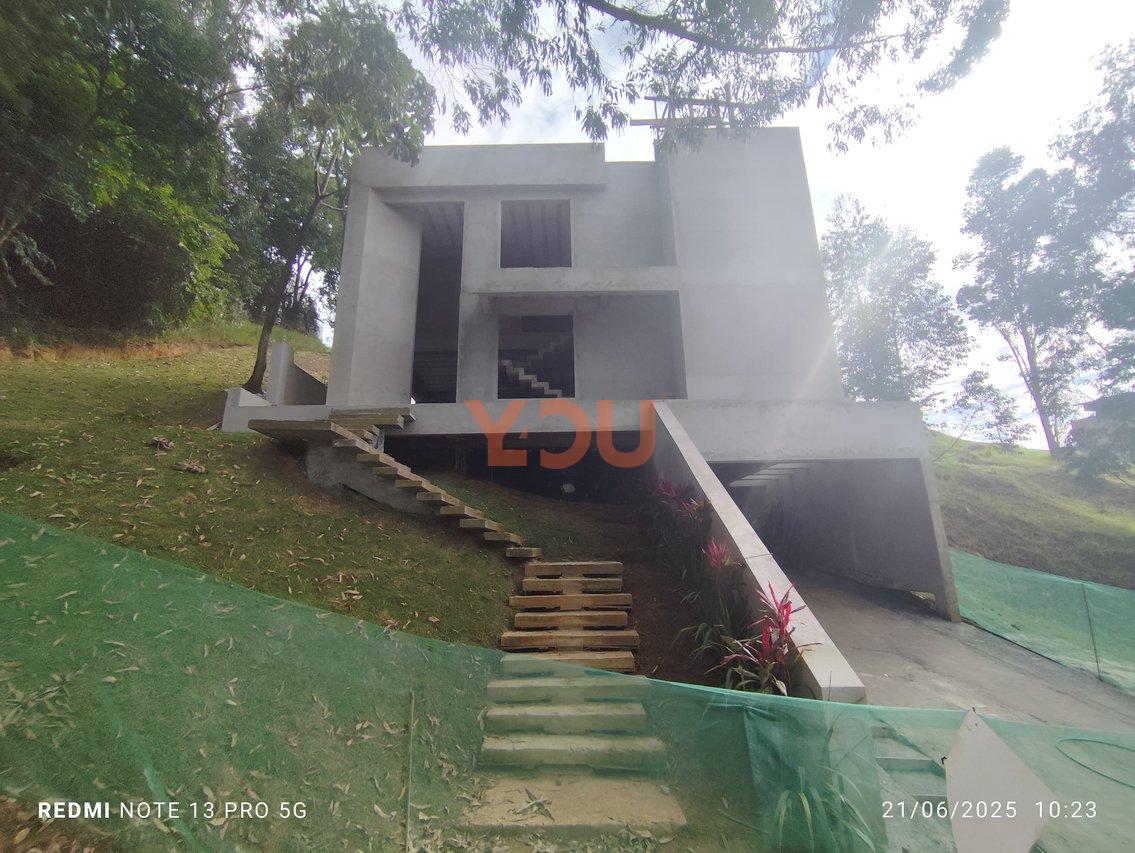 Casa a venda em Santana de Parnaíba no Condomínio Reserva Santa Anna Rua Karaib Santana de Parnaíba - 