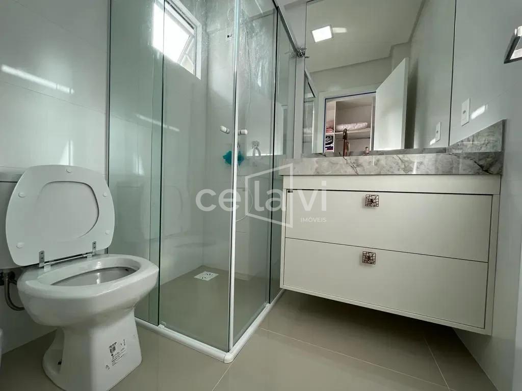 APARTAMENTO MOBILIADO PRONTO PARA MORAR Rua 304  Itapema - 