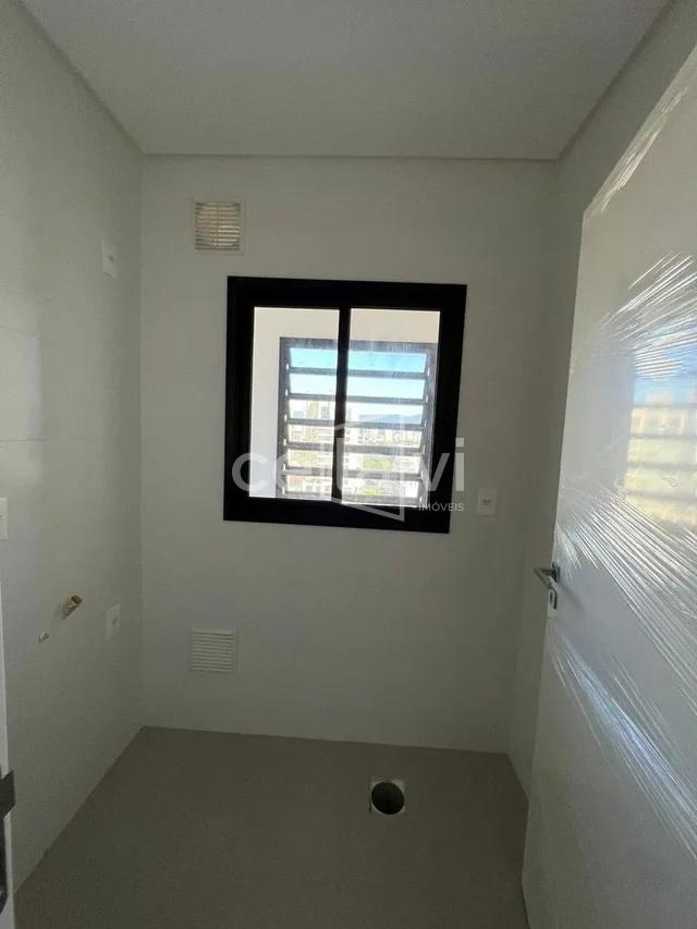 APARTAMENTO COM EXCELENTE LOCALIZAÇÃO Rua 306 Itapema - 