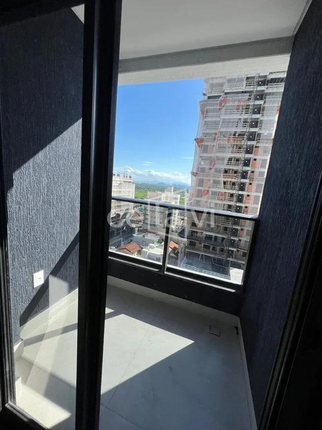 APARTAMENTO COM EXCELENTE LOCALIZAÇÃO Rua 306 Itapema - 