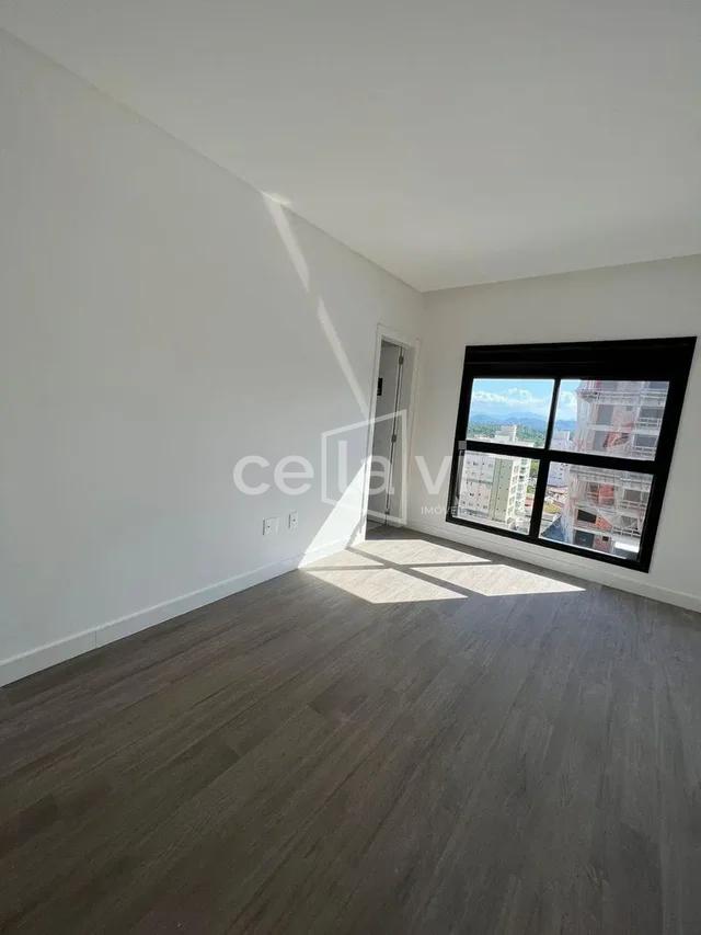 APARTAMENTO COM EXCELENTE LOCALIZAÇÃO Rua 306 Itapema - 