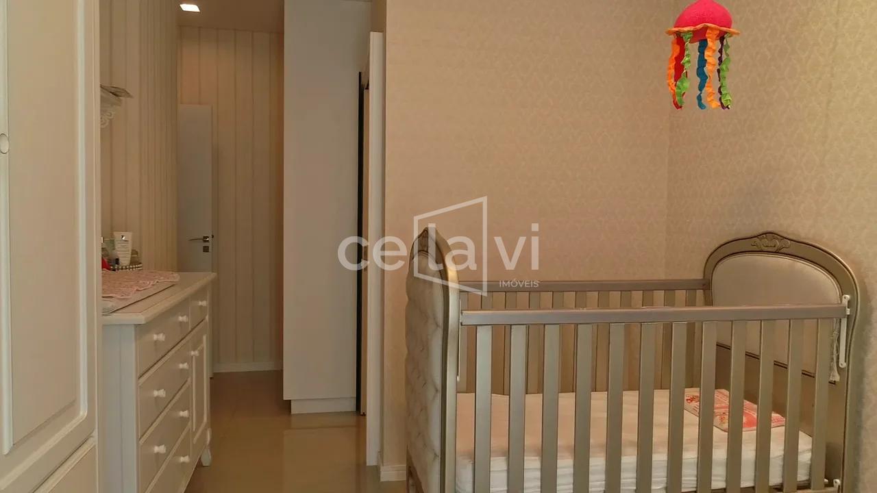 APARTAMENTO FINAMENTE MOBILIADO Avenida Nereu Ramos  Itapema - 