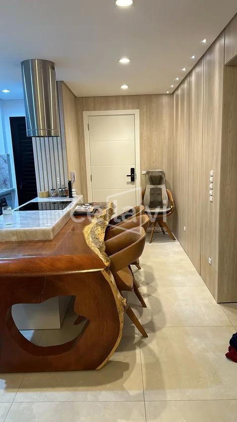 APARTAMENTO MOBILIADO COM EXCELENTE LOCALIZAÇÃO Rua Suécia  Itajaí - 