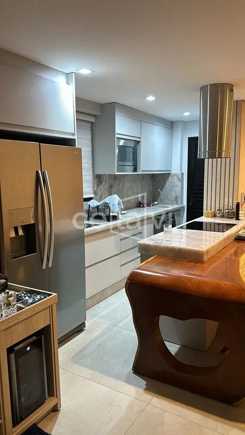 APARTAMENTO MOBILIADO COM EXCELENTE LOCALIZAÇÃO Rua Suécia  Itajaí - 