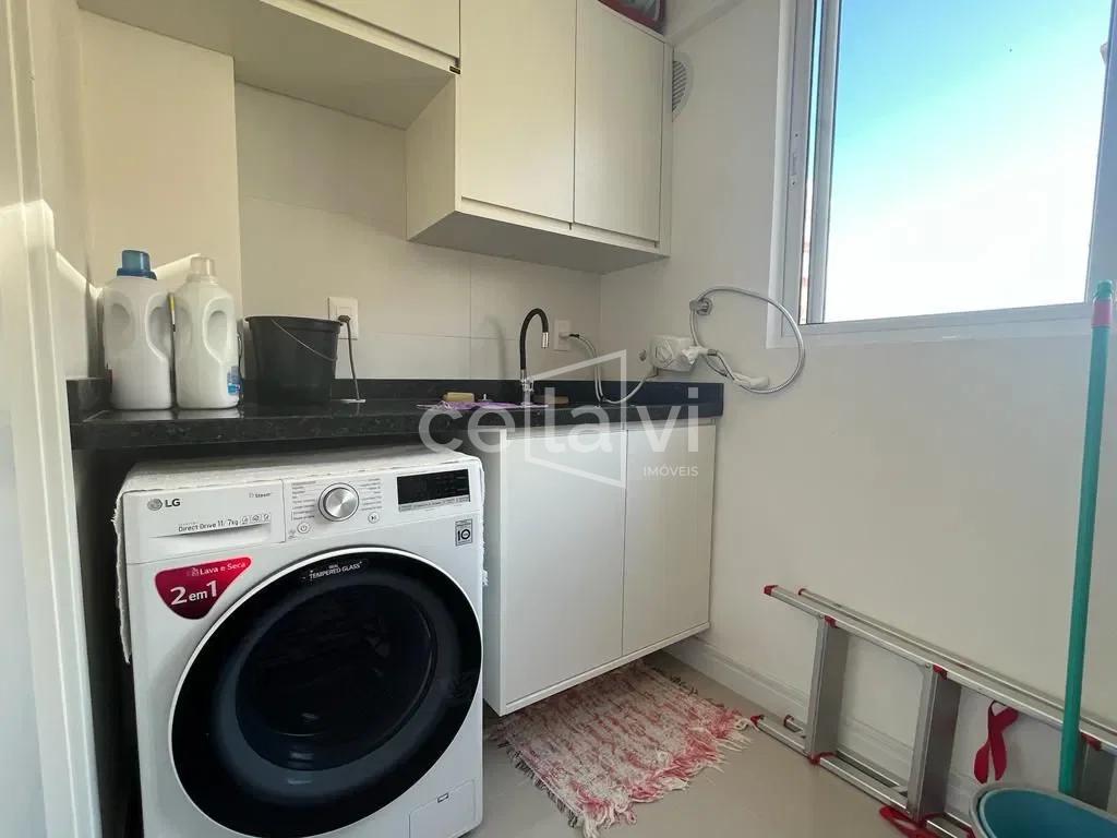 APARTAMENTO MOBILIADO PRONTO PARA MORAR Rua 304  Itapema - 
