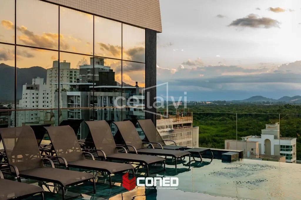 APARTAMENTO COM EXCELENTE LOCALIZAÇÃO Rua 306 Itapema - 