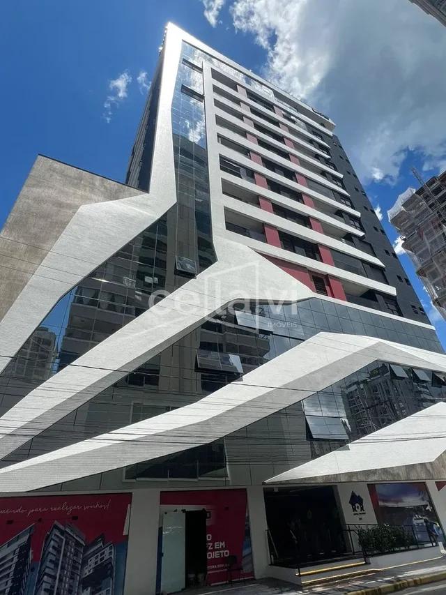 APARTAMENTO COM EXCELENTE LOCALIZAÇÃO Rua 306 Itapema - 
