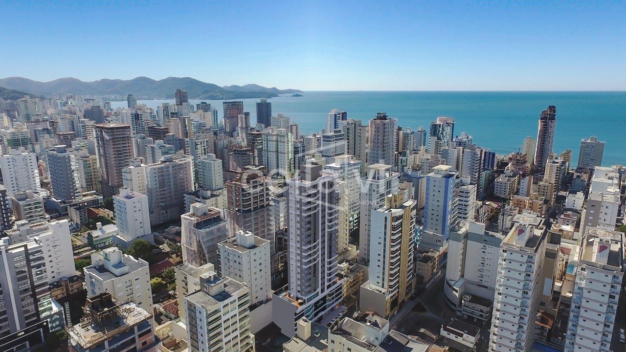 APARTAMENTO COM EXCELENTE LOCALIZAÇÃO Rua 266 Itapema - 