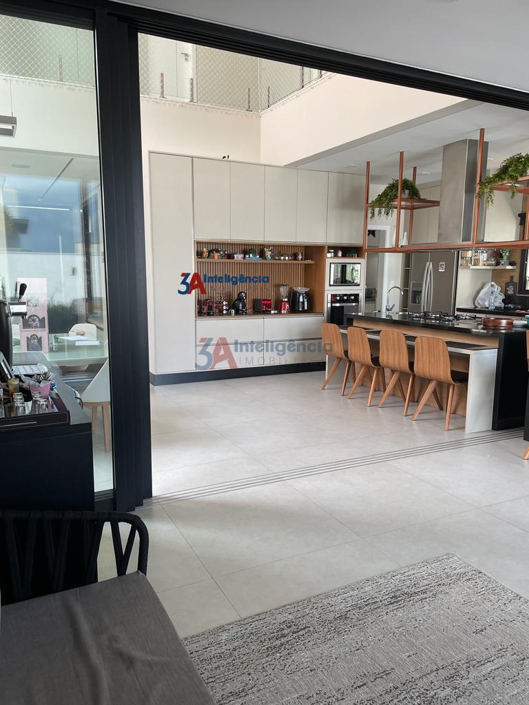 SOBRADO ALPHAVILLE 3  Votorantim - 