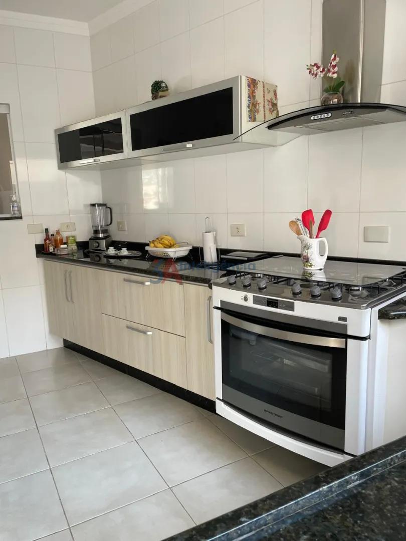 SOBRADO RESIDENCIAL PARQUE ESPLANADA - VOTORANTIM Rua João Batista Correa de Oliveira Votorantim - 