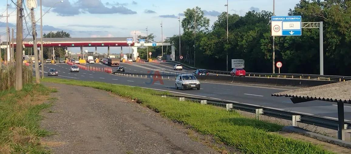CH&Aacute;CARA JARDIM COLONIAL &ndash; ARA&Ccedil;OIABA DA SERRA Rodovia Raposo Tavares Araçoiaba da Serra - 
