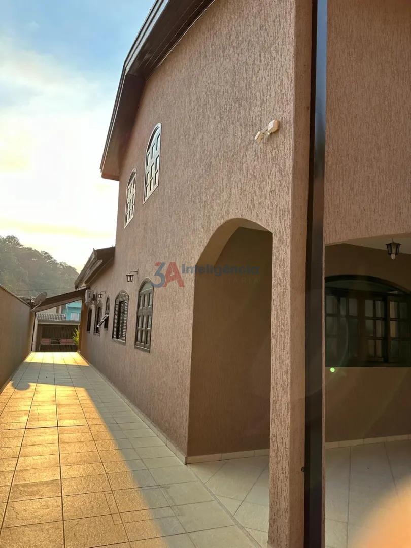 CASA GRANJA MODELO &ndash; ALUMINIO  Alumínio - 