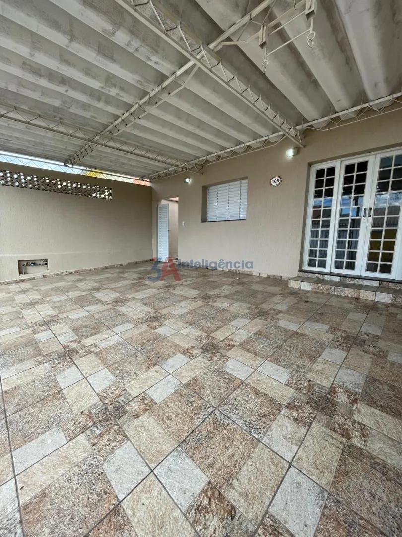 CASA BAIRRO SANTA ROS&Aacute;LIA &ndash; SOROCABA Rua Maria Cinto de Biaggi Sorocaba - 