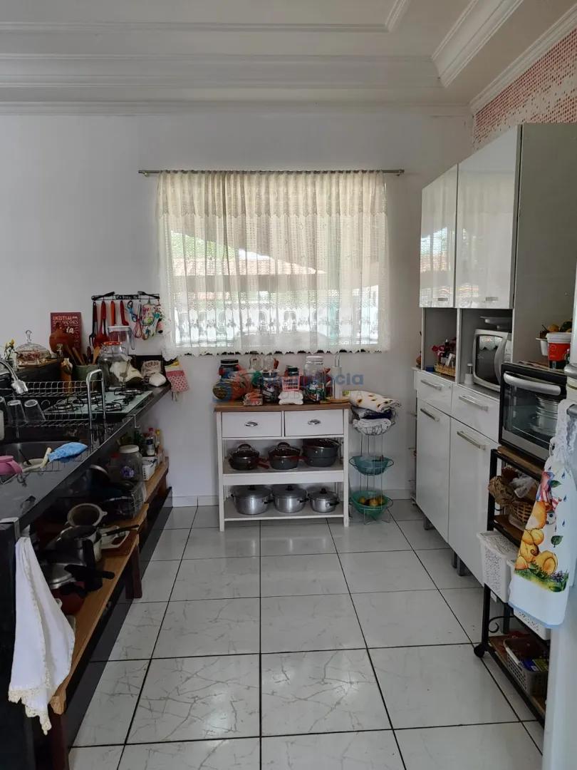 CH&Aacute;CARA JARDIM COLONIAL &ndash; ARA&Ccedil;OIABA DA SERRA Rua Raimundo Rolim de Góes Araçoiaba da Serra - 