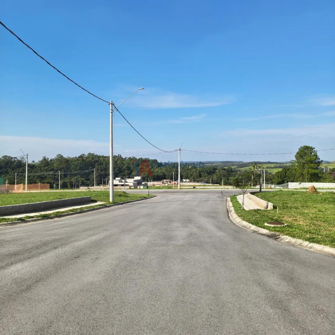 TERRENO CONDOM&Iacute;NIO VILLAGIO IT&Aacute;LIA &ndash; SOROCABA Avenida Francisco Roldão Sanches Sorocaba - 