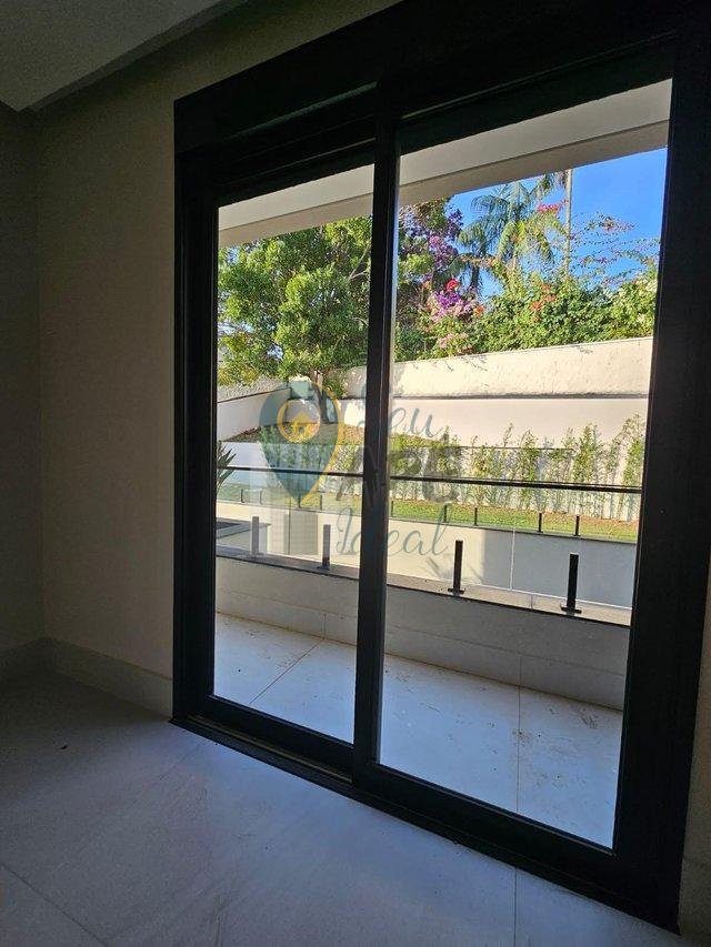 Casa em condom&iacute;no fechado em Atibaia 7 su&iacute;tes Rua das Bromélias Atibaia - 