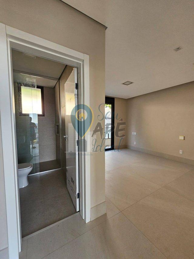 Casa em condom&iacute;no fechado em Atibaia 7 su&iacute;tes Rua das Bromélias Atibaia - 