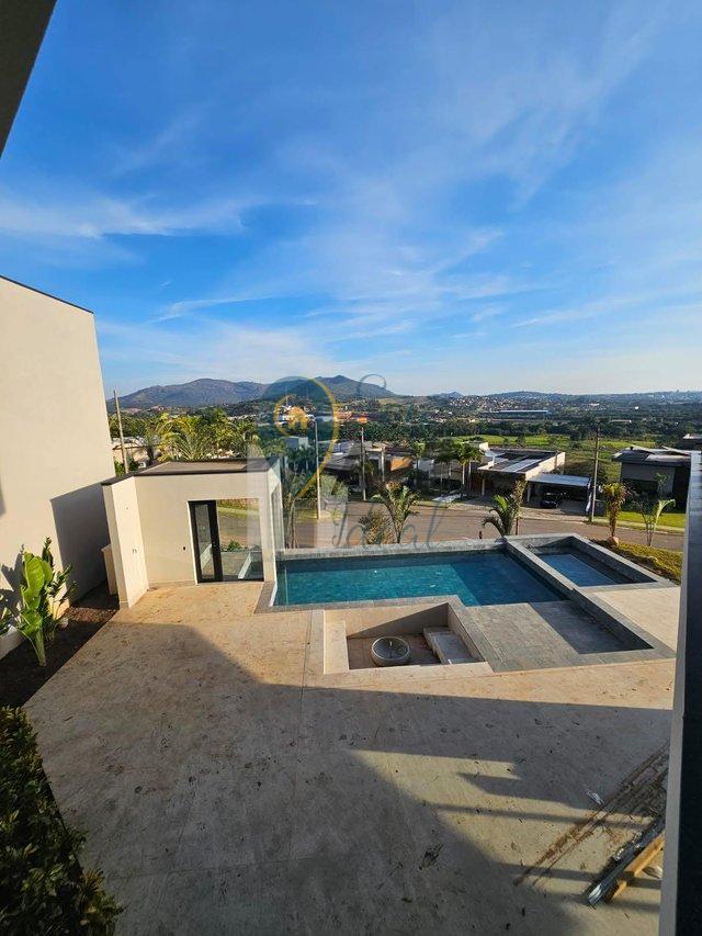 Casa em condom&iacute;no fechado em Atibaia 7 su&iacute;tes Rua das Bromélias Atibaia - 