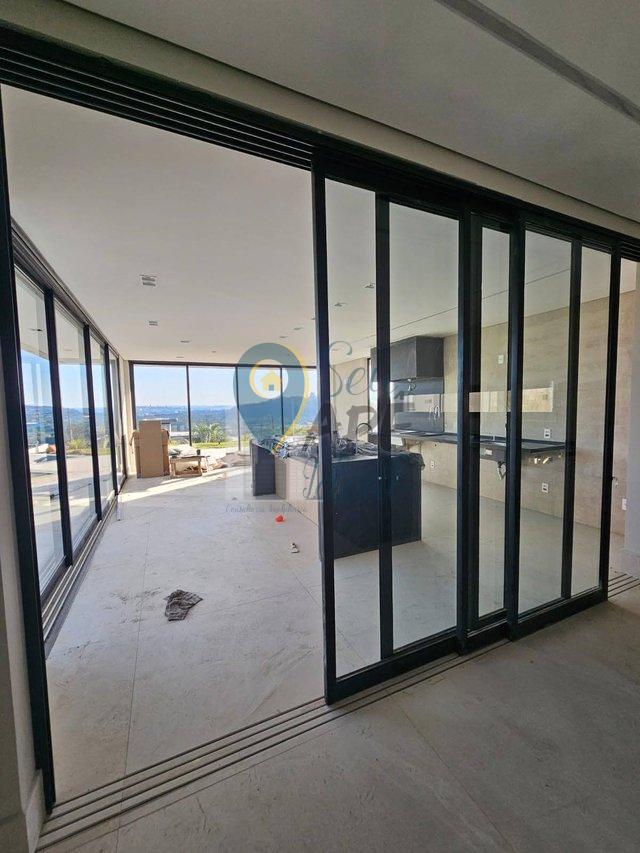 Casa em condom&iacute;no fechado em Atibaia 7 su&iacute;tes Rua das Bromélias Atibaia - 