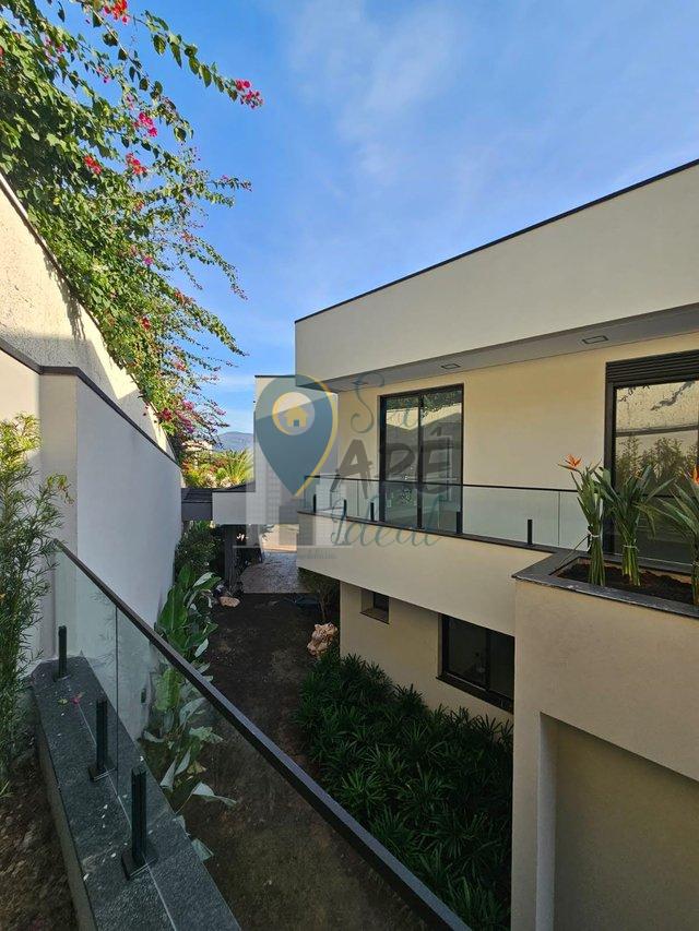 Casa em condom&iacute;no fechado em Atibaia 7 su&iacute;tes Rua das Bromélias Atibaia - 