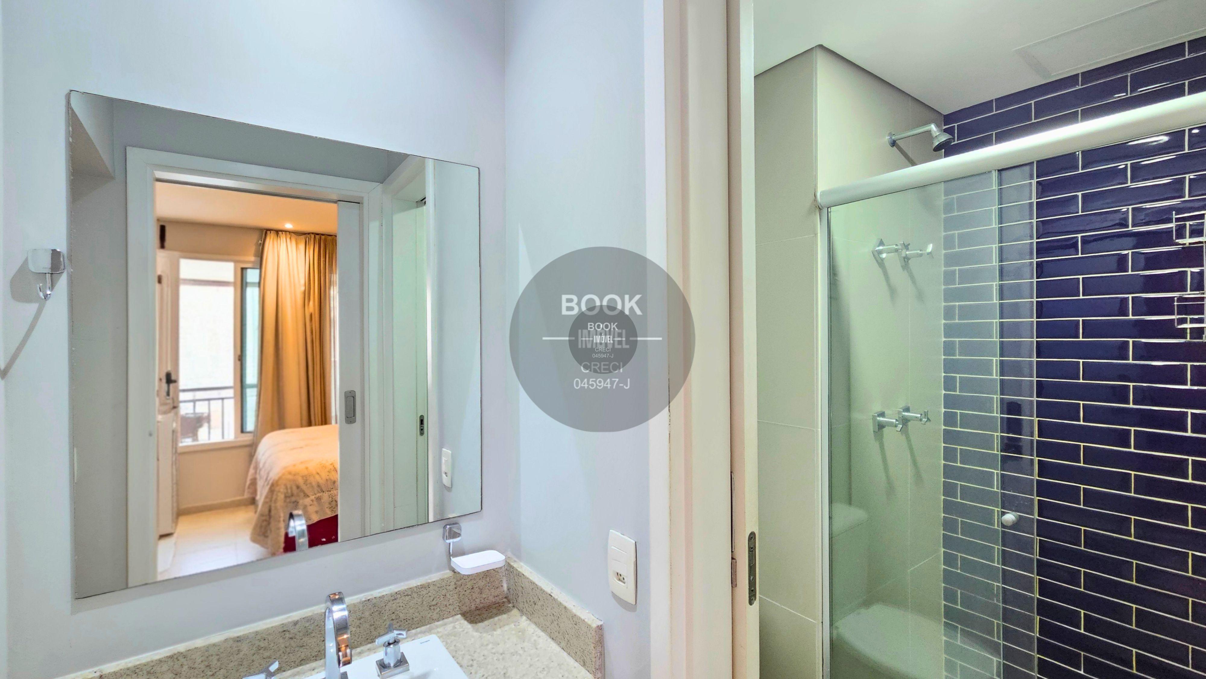 Conforto no Unique: Apartamento em Andar Alto na Quadra da Praia   Av. Mal. Floriano Peixoto Santos - 
